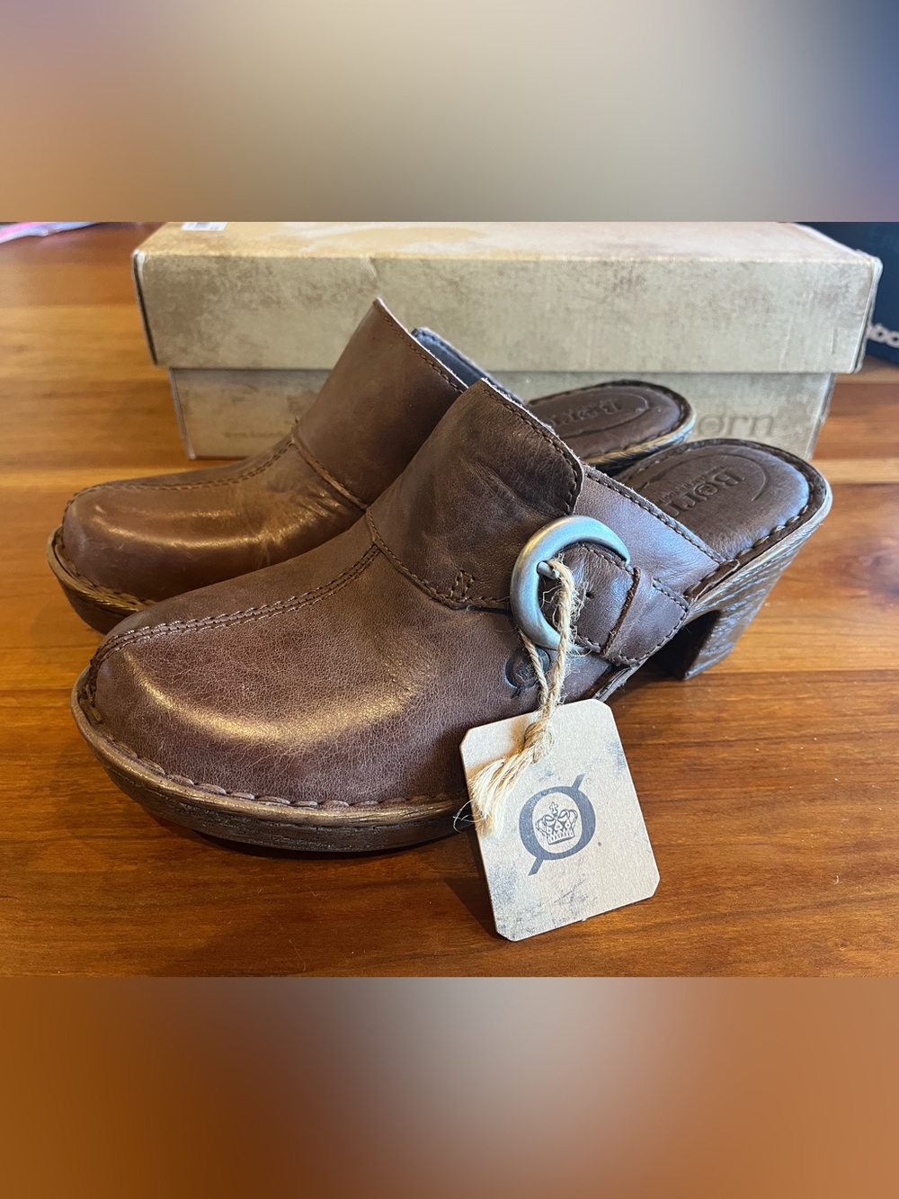BORN Gama Brown Leather Mules Clogs Size 6M/W - NEW